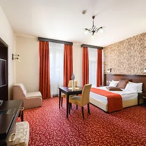 4* Hotell Aurum